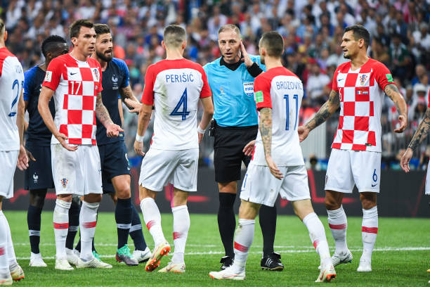 更多依賴於 更多依賴於